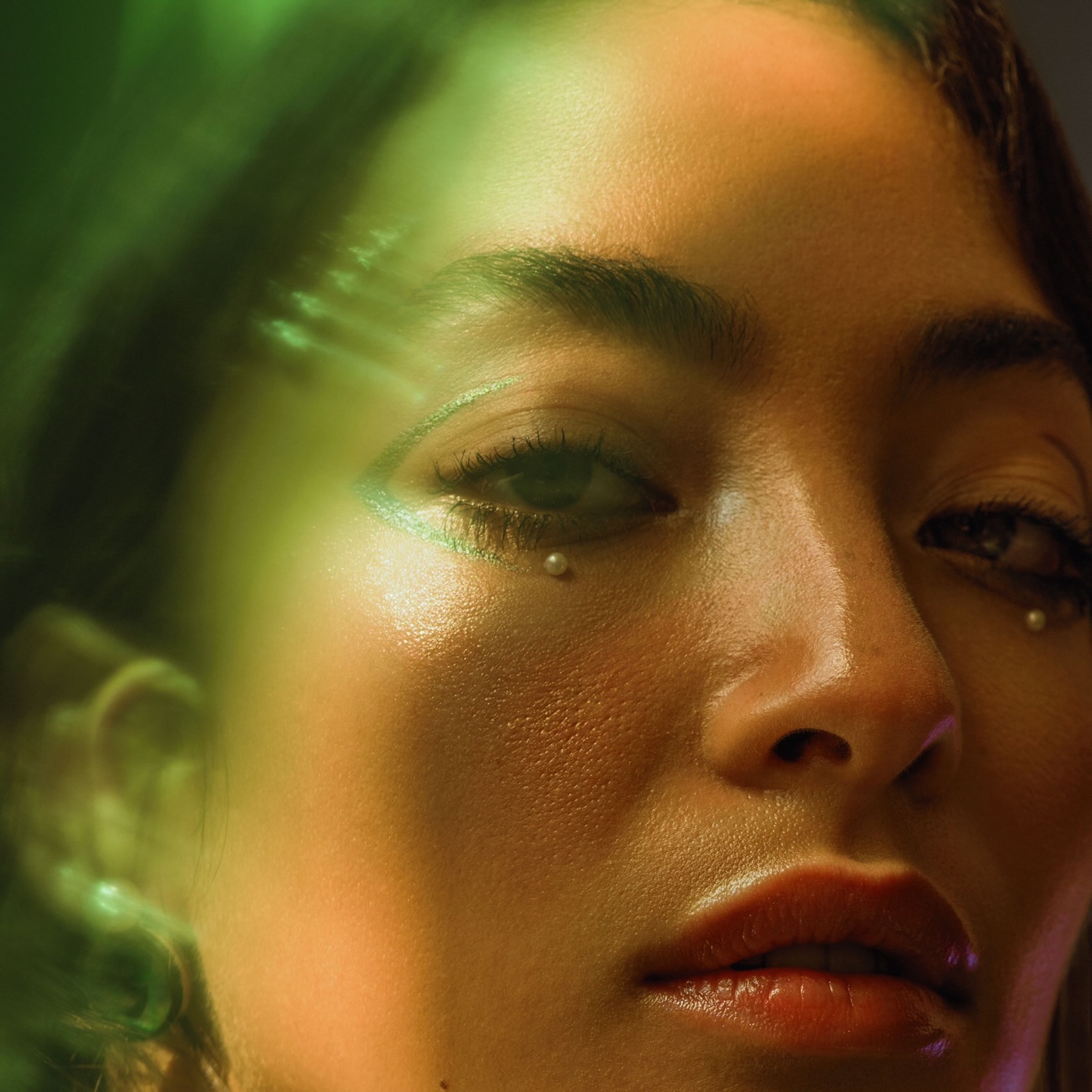 Makeup & hair by Agnieszka Hoscilo